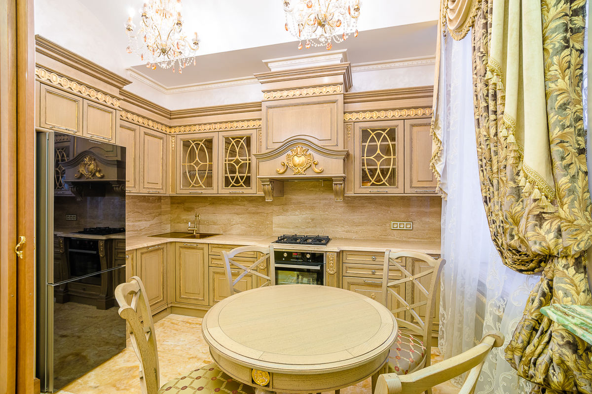 Cucina, tavolo e sedie Onlywood